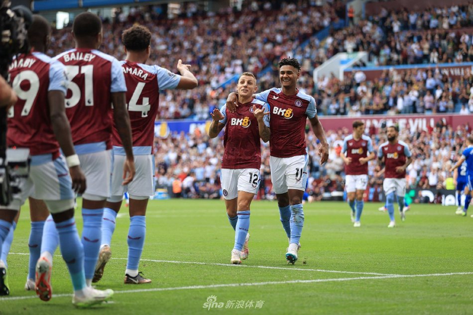 同时具备向 同时具备向